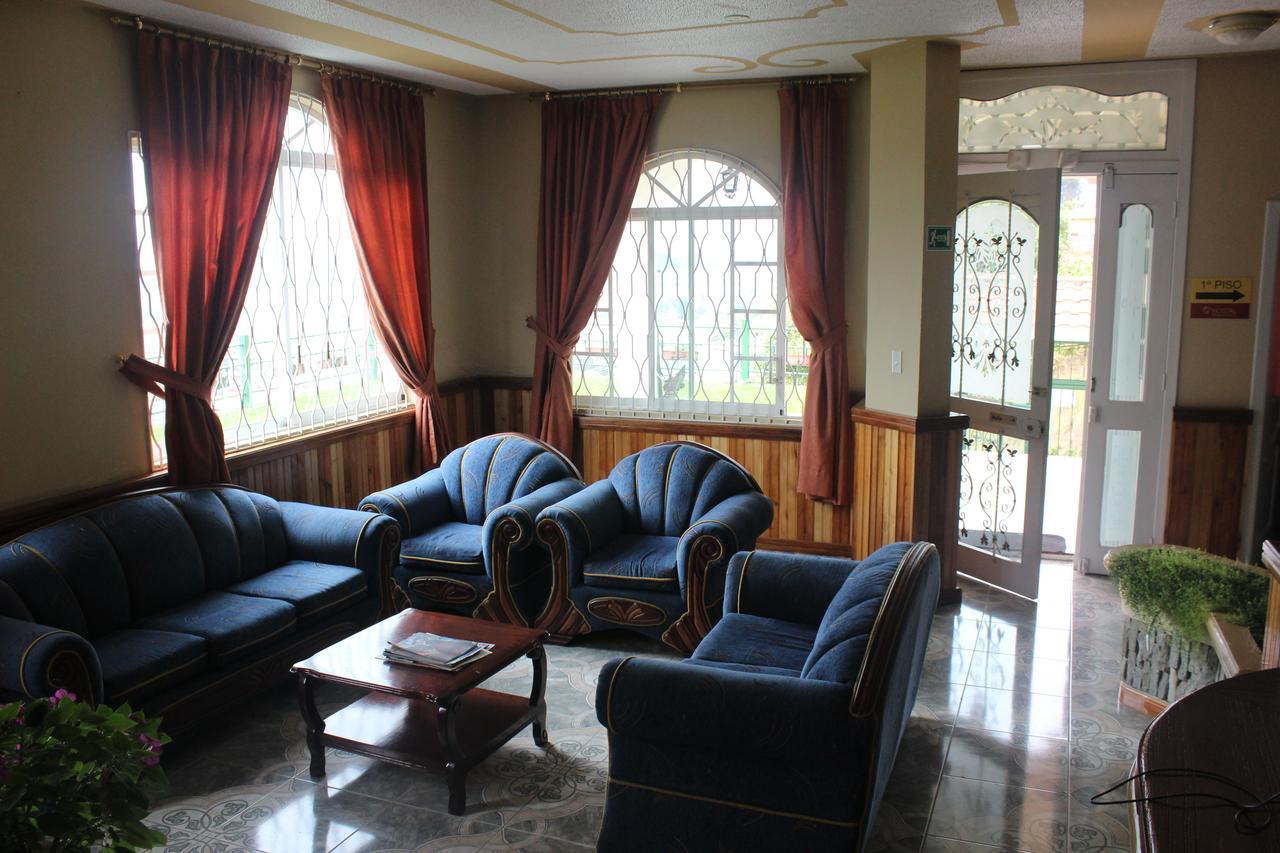 Hostal Mirador De Отавало Экстерьер фото